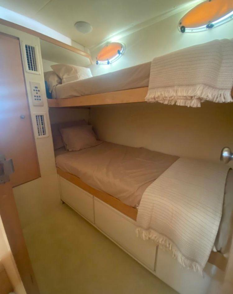 Bertram 43 Convertible - immagine 8