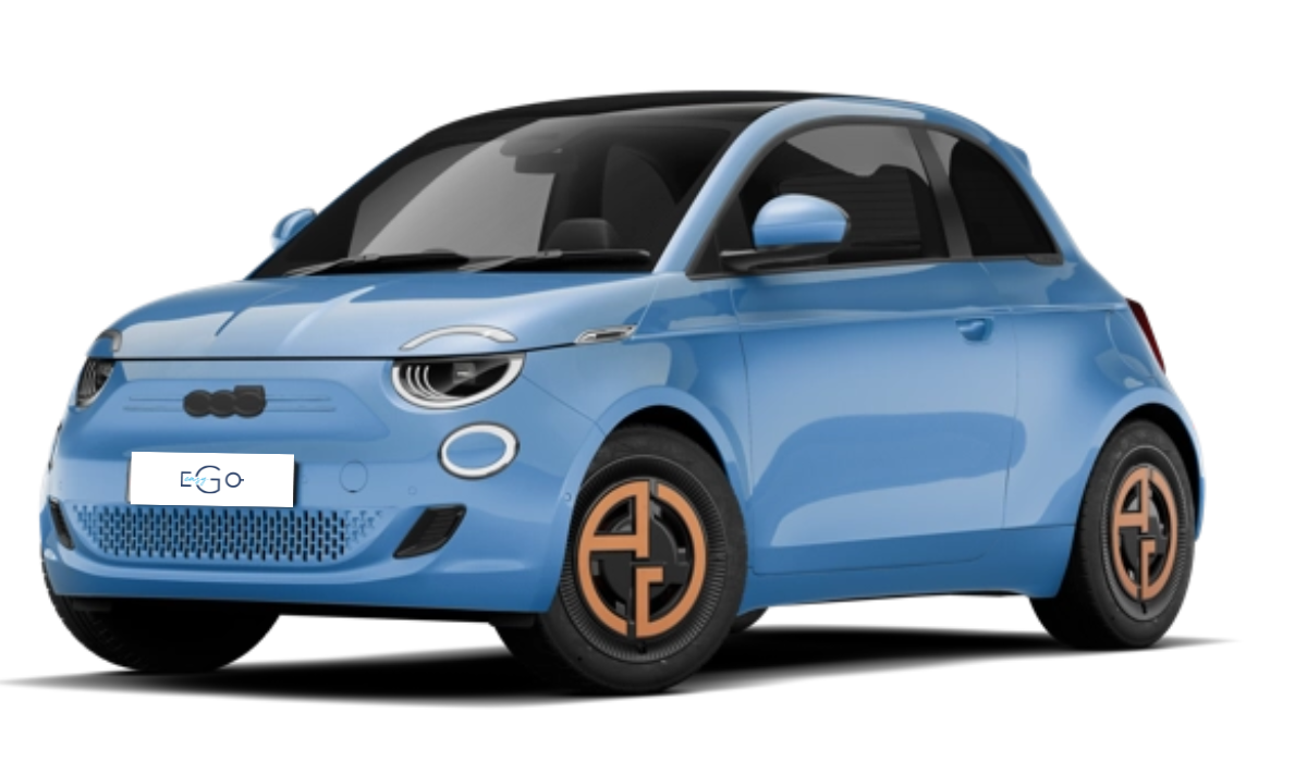 noleggia FIAT 500 Elettrica Red 118cv Red Hatchback 3-door