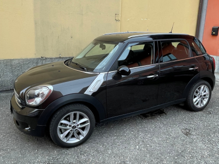 MINI Cooper D Countryman R60 EURO 6 2.0 auto - immagine 2